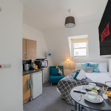 Small Private Studio Rooms In The Heart Of Angel Londyn Zewnętrze zdjęcie